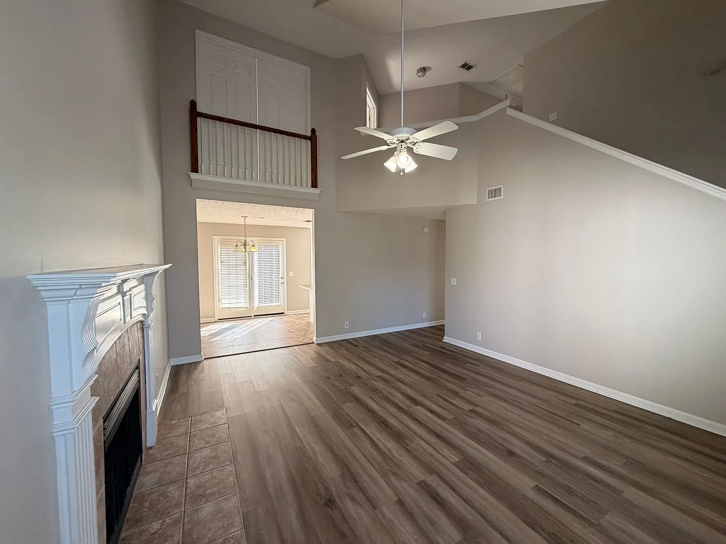 1/2 Off First Month's Rent!! 3br 2.5b Home + Office/Study & Bonus Room Located In Murfreesboro — Photo 3