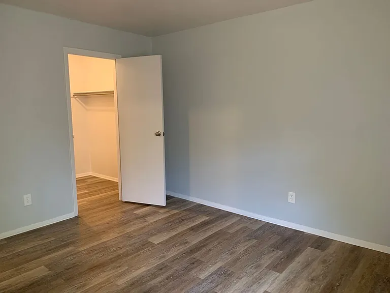 1505 N Plum St — Photo 12