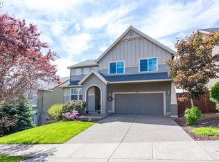15970 SE Chelsea Morning Dr, Happy Valley, OR 97086