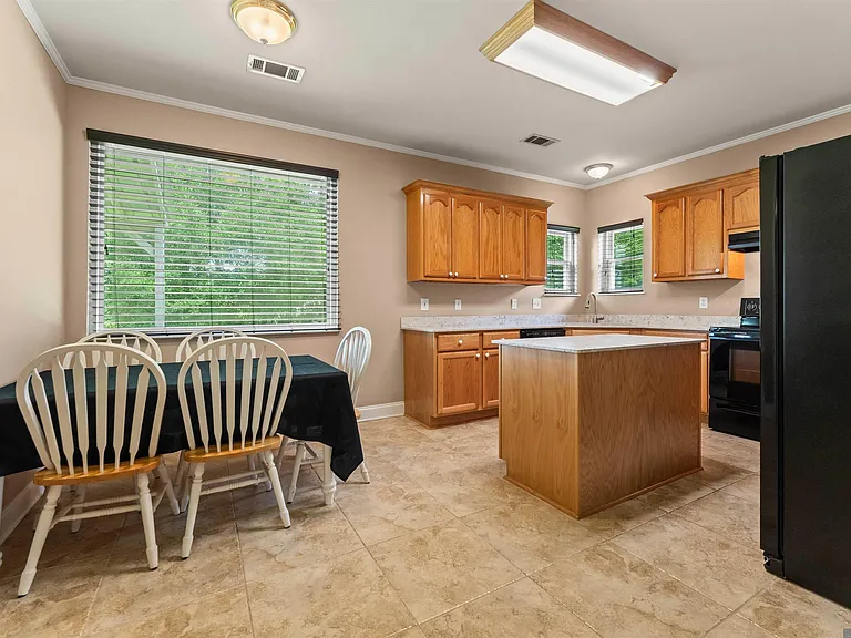 18606 Perkins Oak Rd — Photo 7