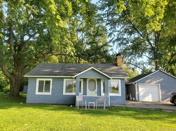 4162 W Pasadena Ave, Flint, MI 48504