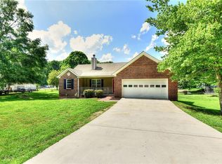 233 Cloud Cir, Canton, GA 30115