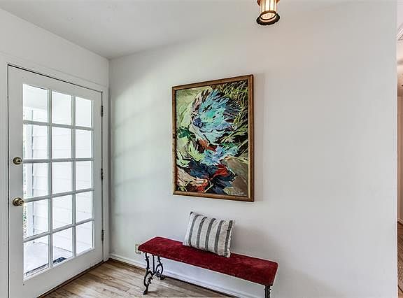 5th image of 9515 Peninsula Dr