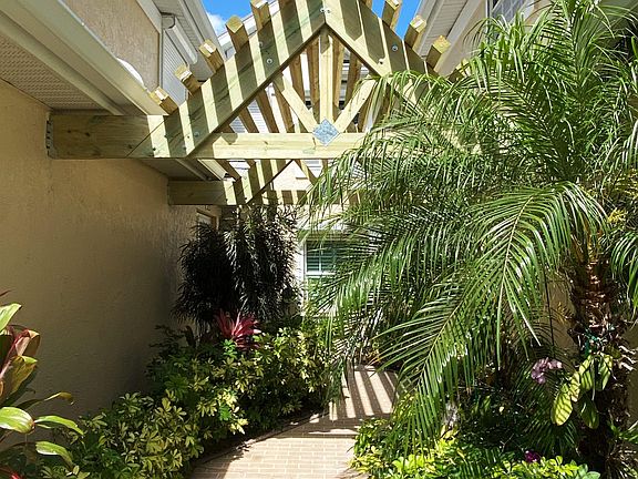 Entrance Garden