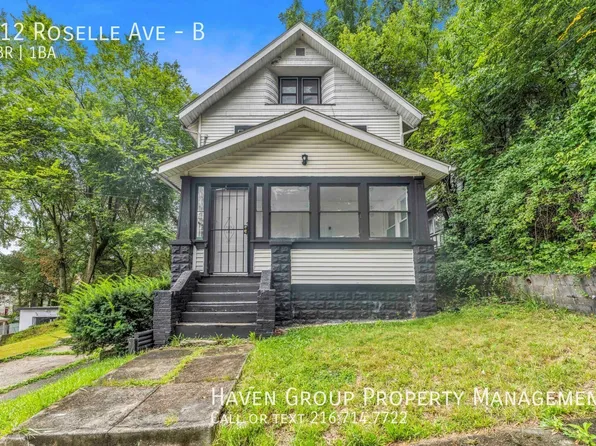 712 Roselle Ave, Akron, OH