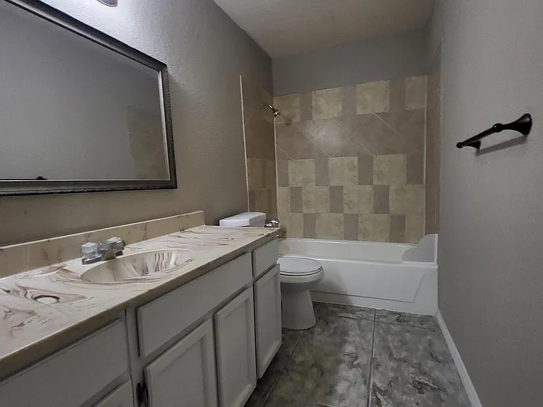 1802 Frank Sinatra Pl — Photo 19