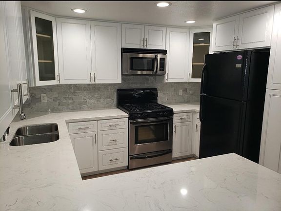 5th image of 1149 Magnolia Ave APT 3
