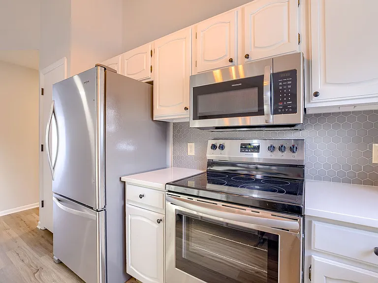 14627 Echo Hills Dr — Photo 5