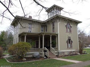423 N Main St, Bellevue, MI 49021