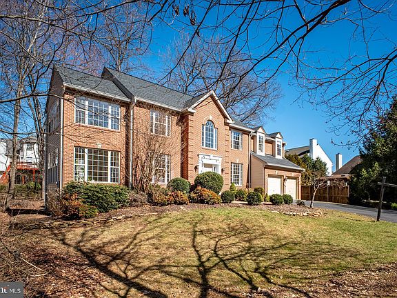 2nd image of 5206 Whisper Willow Dr