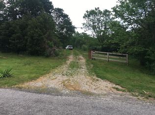 1143 Drennon Rd, New Castle, KY 40050