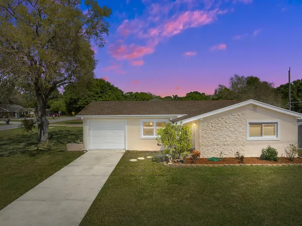 6704 Eden Road, Fort Pierce, FL 34951