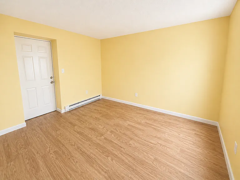 9 Charlton St — Photo 3