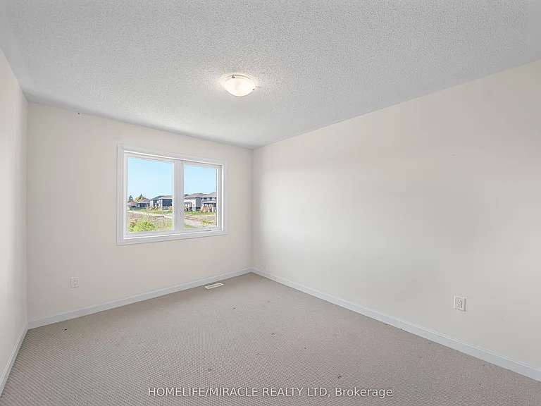 111 Windermere Blvd — Photo 27