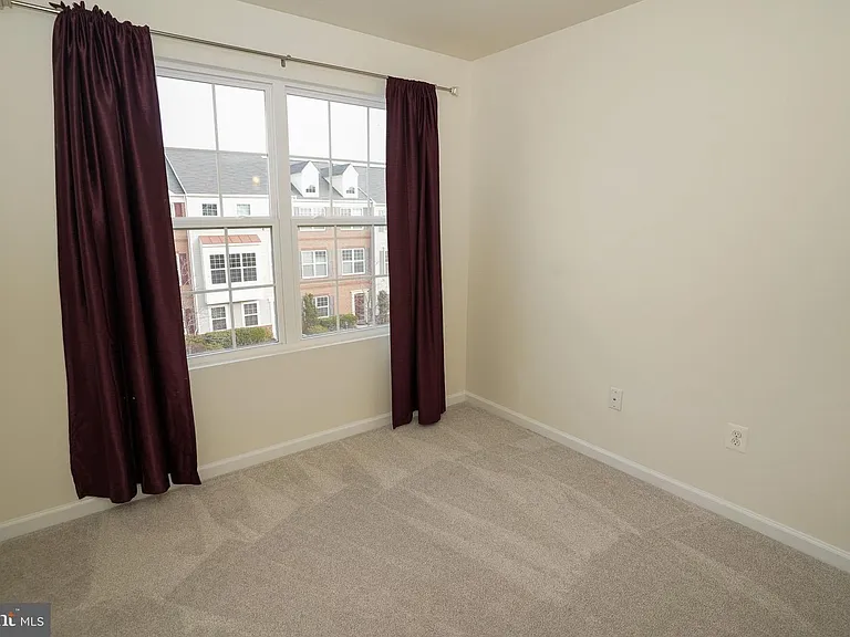 7810 Quidditch Ln — Photo 21