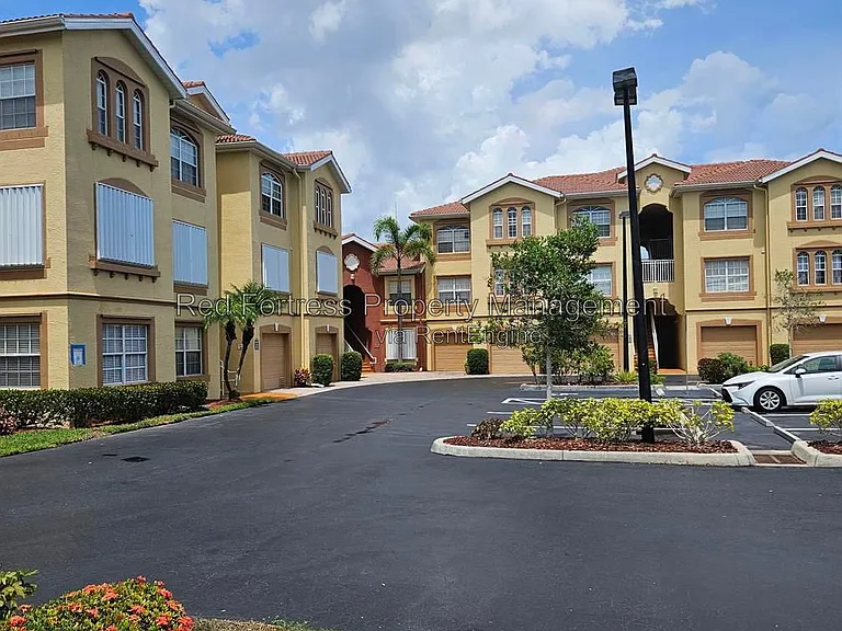 15645 Ocean Walk Cir #206 — Photo 2