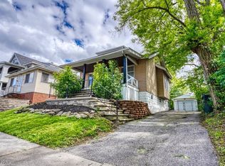 8208 Vista Ave, Garfield Heights, OH