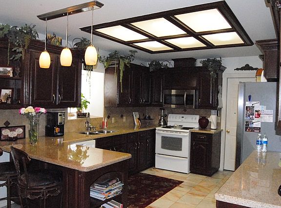 2nd image of 1309 El Presidente Ave