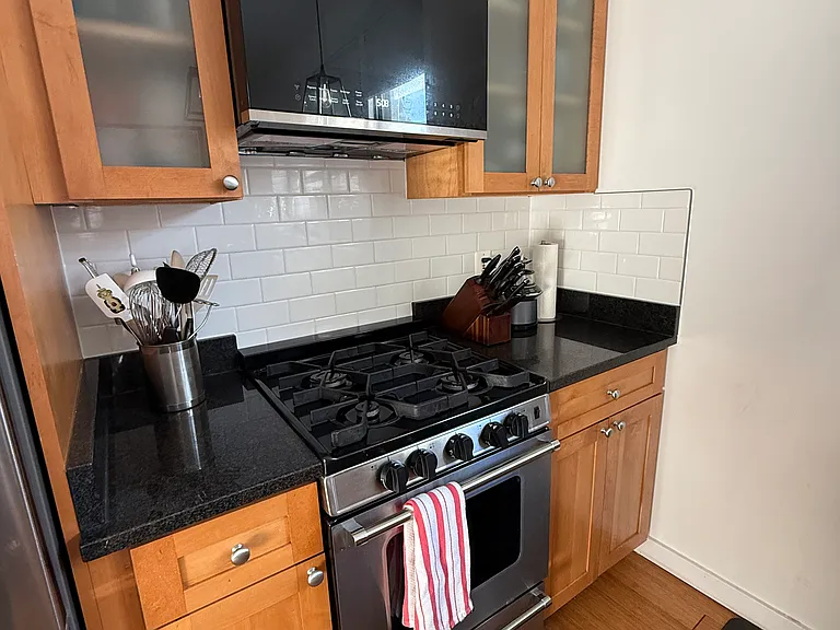 116 N Carolina Ave SE #201 — Photo 6