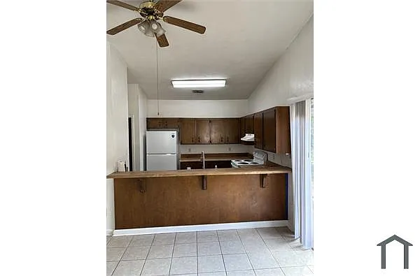 Building Photo - 3427 N Carnation Ct