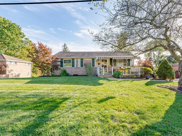 1683 Barry Dr, Irwin, PA 15642