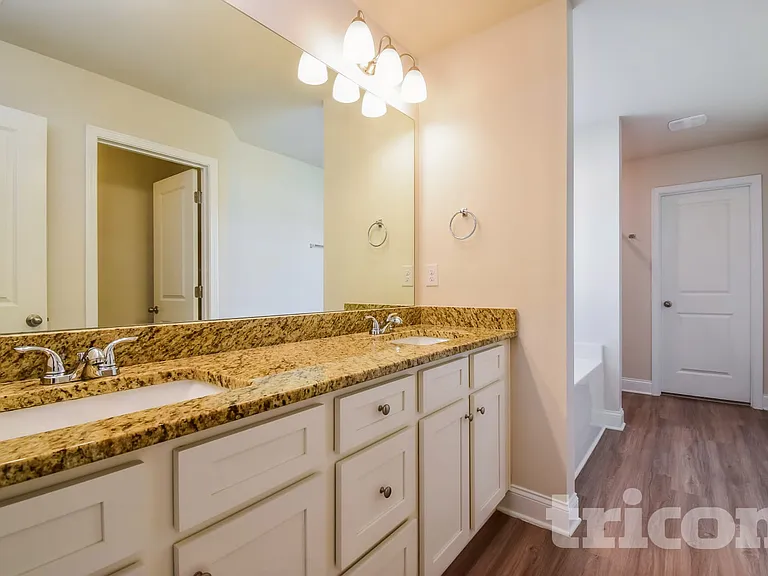 4020 Bella View Ln — Photo 9