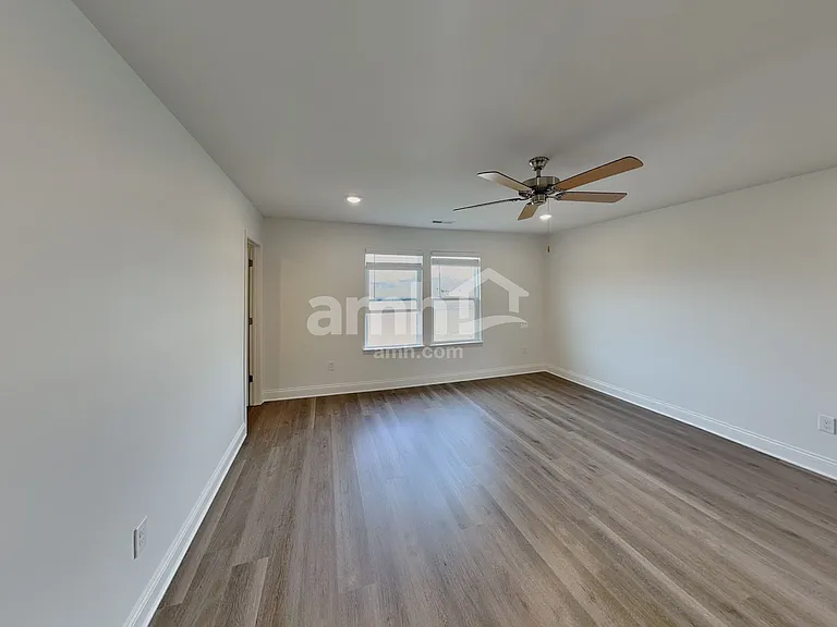 9034 Henley Ave — Photo 9
