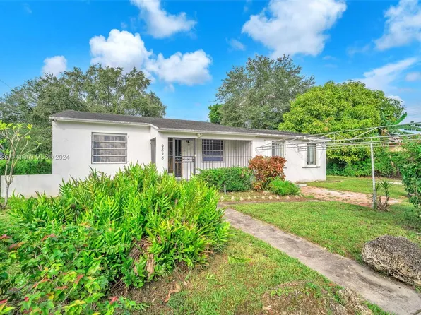 9828 NW 26th Ave, Miami, FL 33147