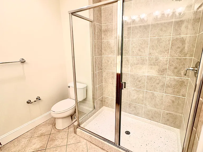 955 Bolling Ave #103 — Photo 20