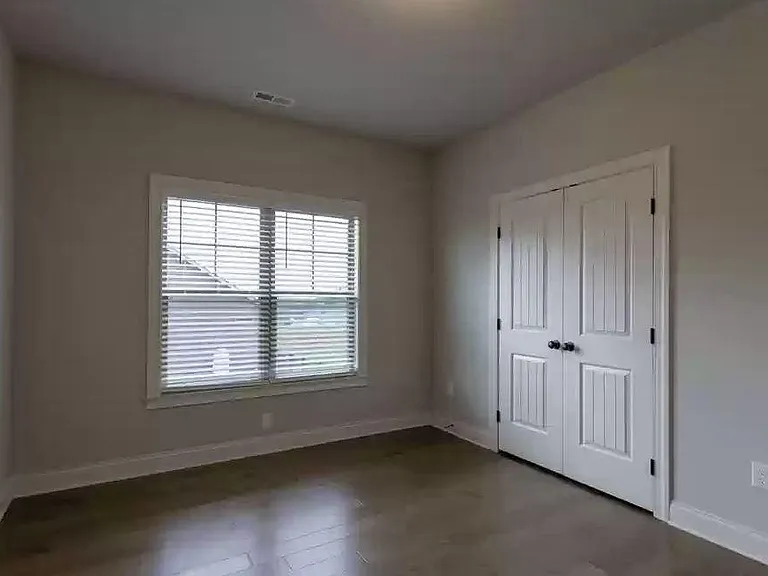 166 Staffordshire Dr — Photo 17