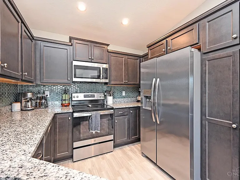 5871 Parkview Ln #300 — Photo 7