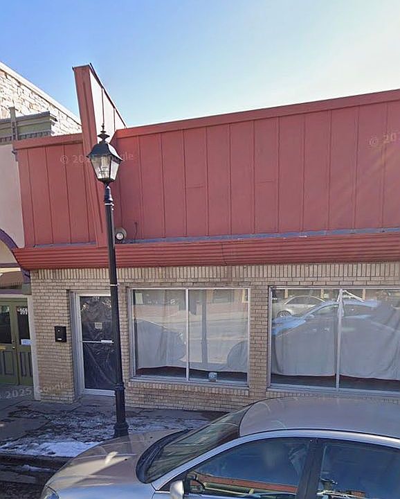 2nd image of 165 Bridge St