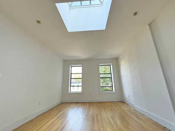 532 6th Avenue image 8 of 10