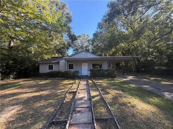 4053 Seabreeze Rd N, Mobile, AL 36609