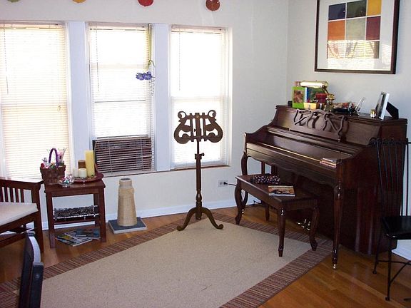 4th image of 1243 W Hood Ave APT 2N