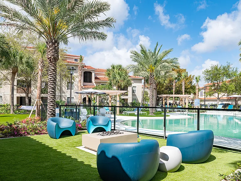 Cortland Portofino Place — Photo 45