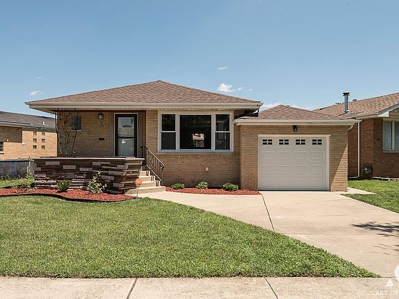 2nd image of 3128 W 98th Pl