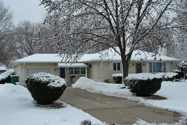 1st image of 706 Woodlawn Ave