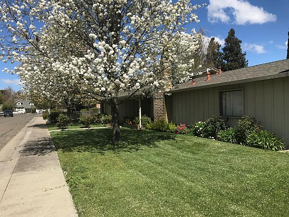 3rd image of 2314 Oregon Ave