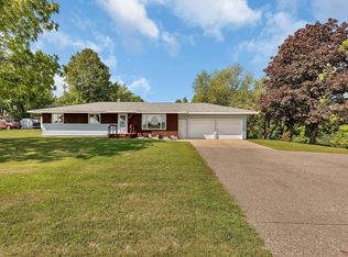 513 Avon Ave N, Avon, MN 56310