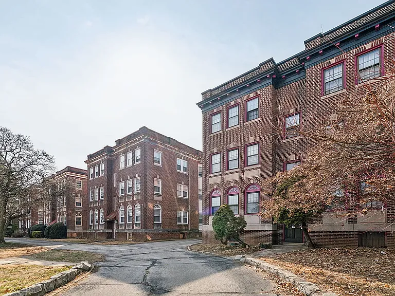 2254 Bryn Mawr Ave #3 — Photo 13