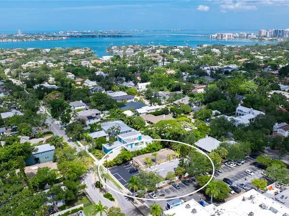 1749 HILLVIEW STREET #1, SARASOTA, FL 34239