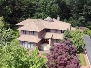 44 Whisper Dr, Worcester, MA 01609