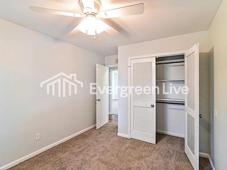 127 Baynard Ct — Photo 10