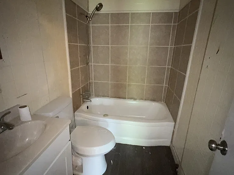 2829 Comfort St — Photo 8
