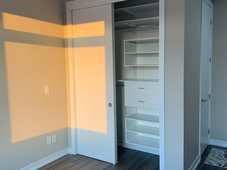 457 Plains Rd E #403 — Photo 11