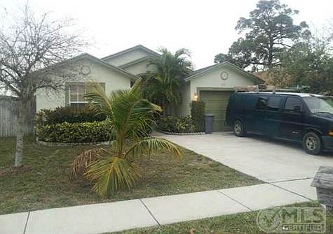 2nd image of 325 Broward Ave