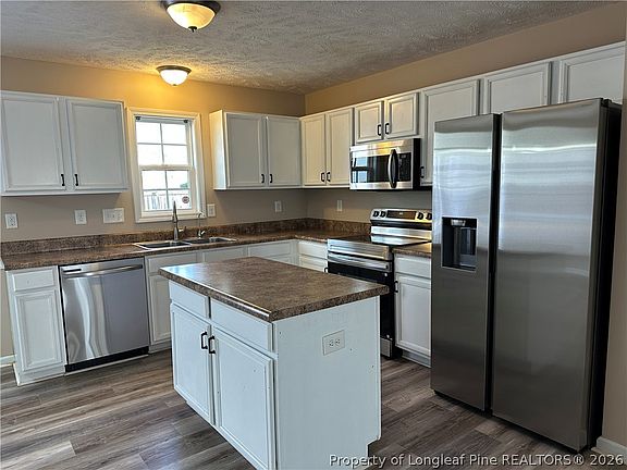 5th image of 2120 Saint Nicholas Dr