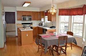 4th image of 1496 Cottonwood Dr