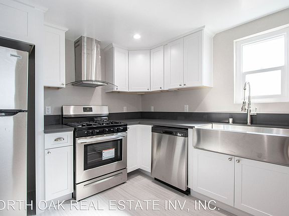 3rd image of 2643 E Alice St